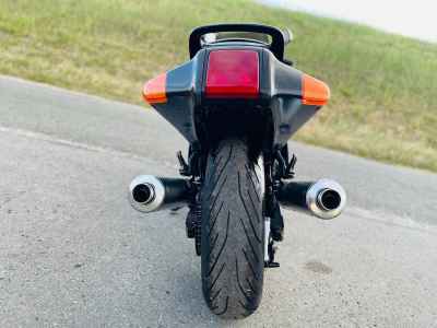 Kawasaki ZZR1100 2022