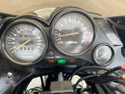 Kawasaki ZZR1100 2022