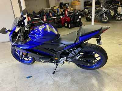 Yamaha YZF-R25 2019