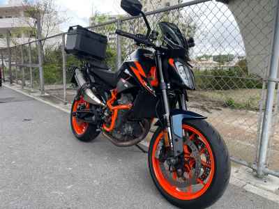 KTM 890 Duke 2023