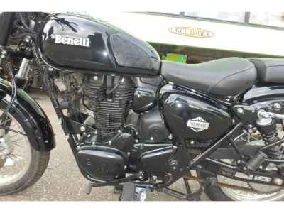 Benelli Imperiale 400 2023