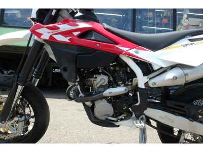 Husqvarna SMR250 2011