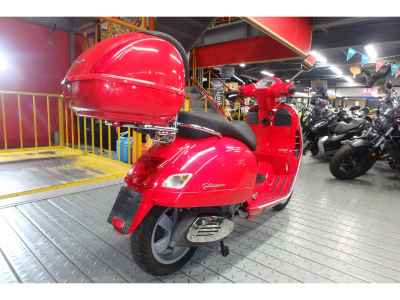 Vespa GTS 250