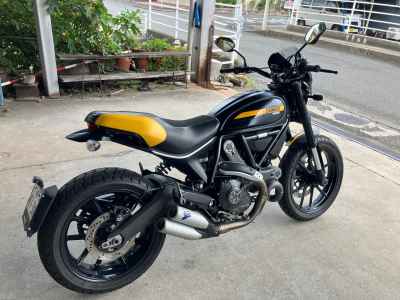 Ducati Scrambler Full Throttle 2015