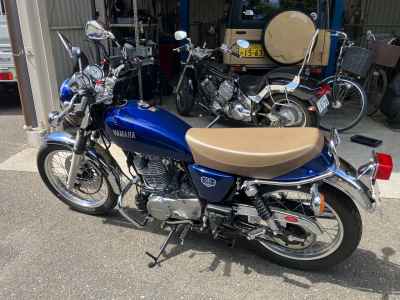 Yamaha SR400 2021