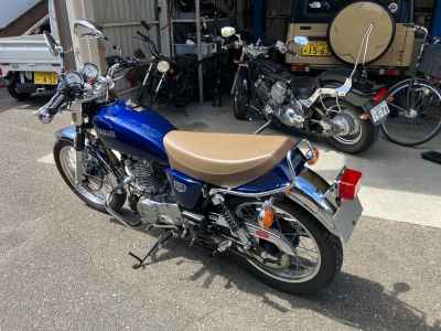 Yamaha SR400 2021
