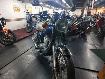 Yamaha SR400 2020