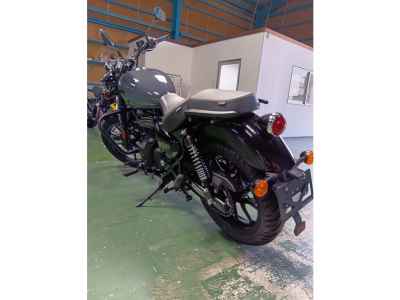 Royal Enfield Meteor 350 Fireball 2024