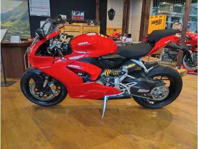 Ducati Panigale V2 2020