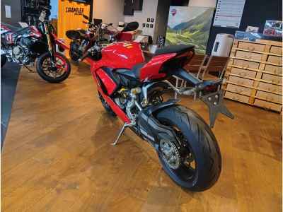 Ducati Panigale V2 2020