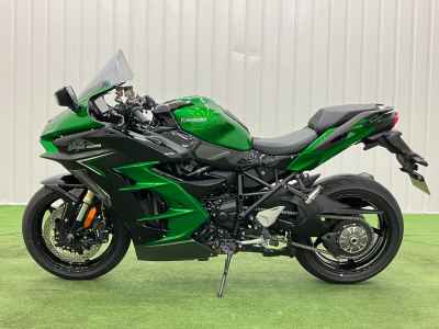 Kawasaki Ninja H2 SX SE 2023