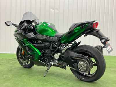 Kawasaki Ninja H2 SX SE 2023