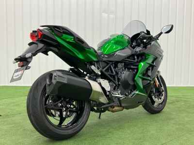 Kawasaki Ninja H2 SX SE 2023