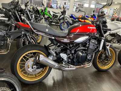 Kawasaki Z900RS 2022