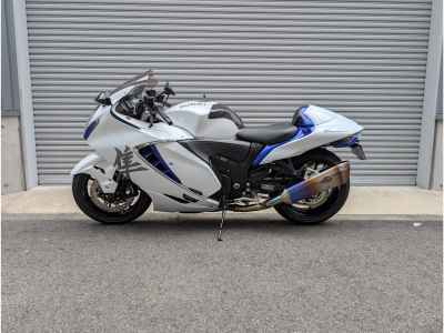 Suzuki Hayabusa 2025