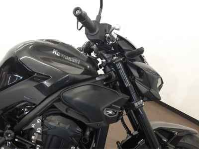 Kawasaki Z900 2025