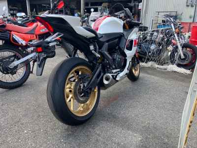 Yamaha YZF-R7 2023