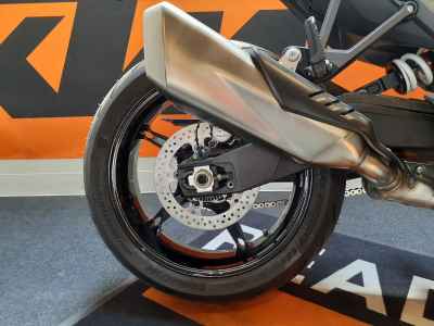 KTM 990 Duke 2024