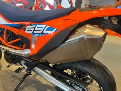 KTM 690 SMC R 2024