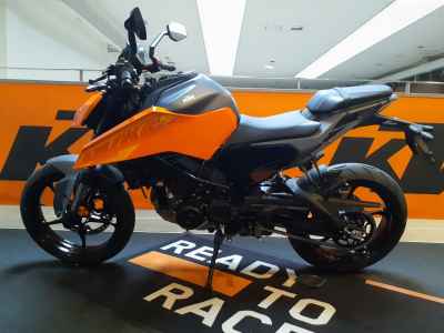 KTM 250 Duke 2024