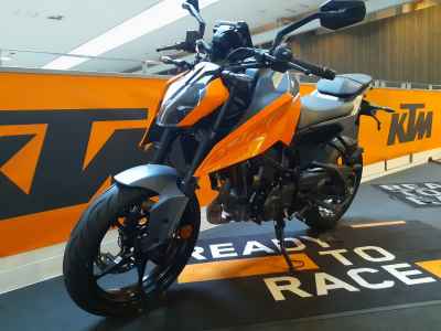 KTM 250 Duke 2024