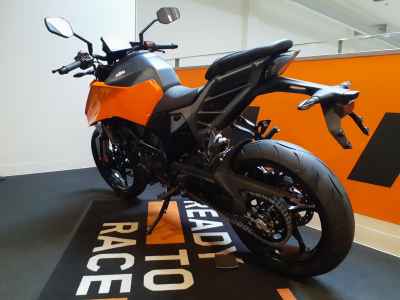 KTM 250 Duke 2024