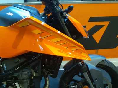 KTM 250 Duke 2024
