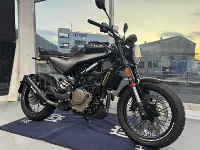Husqvarna Svartpilen 401 2023