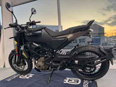 Husqvarna Svartpilen 401 2023