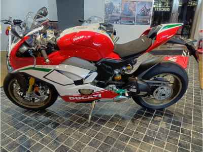 Ducati Panigale V4 Speciale 2021