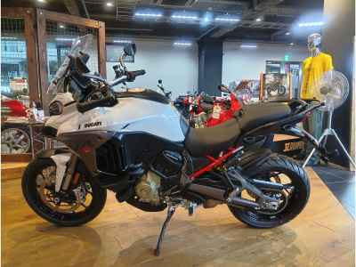 Ducati Multistrada V4S 2026