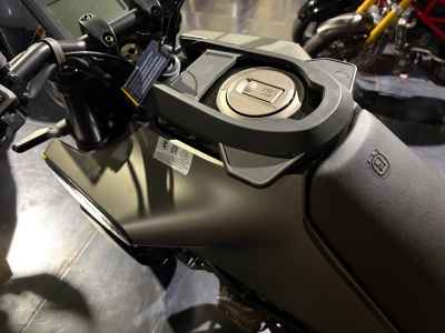 Husqvarna Svartpilen 250 2024