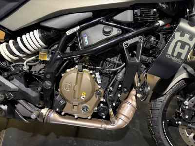 Husqvarna Svartpilen 250 2024