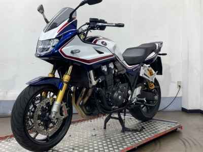 Honda CB1300 Super Boldor 2024
