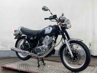 Yamaha SR400 2022