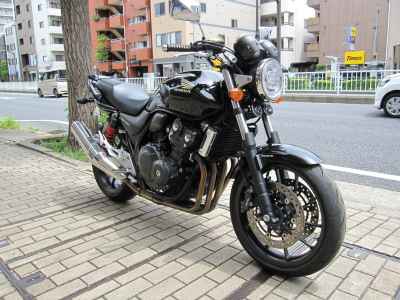 Honda CB400SF 2021