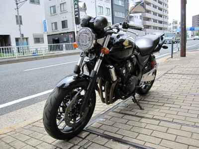 Honda CB400SF 2021