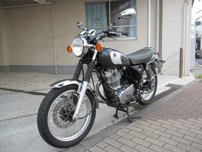 Yamaha SR400 2021