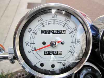 Yamaha SR400 2021