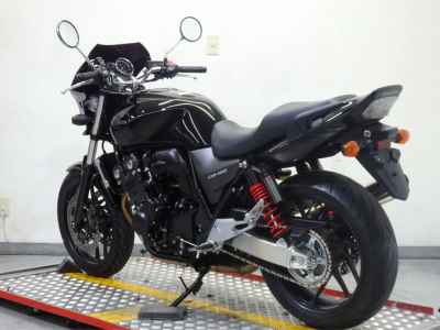 Honda CB400SF 2018