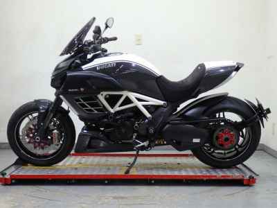 Ducati Diavel 2012
