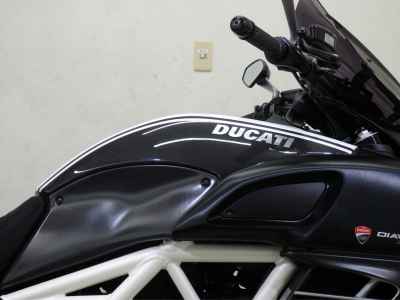 Ducati Diavel 2012