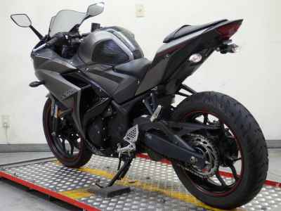 Yamaha YZF-R25 2016