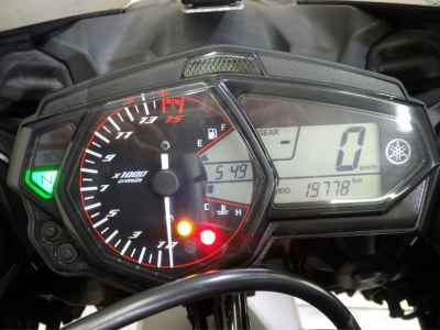 Yamaha YZF-R25 2016