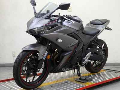 Yamaha YZF-R25 2016