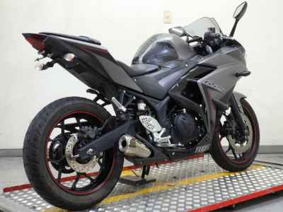 Yamaha YZF-R25 2016