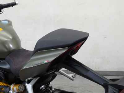 Ducati Streetfighter V2 2023