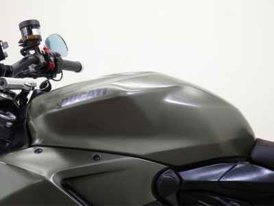 Ducati Streetfighter V2 2023