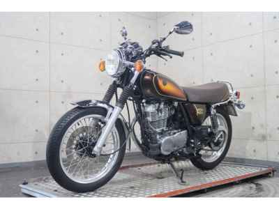 Yamaha SR400 2019