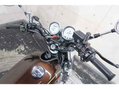 Yamaha SR400 2019